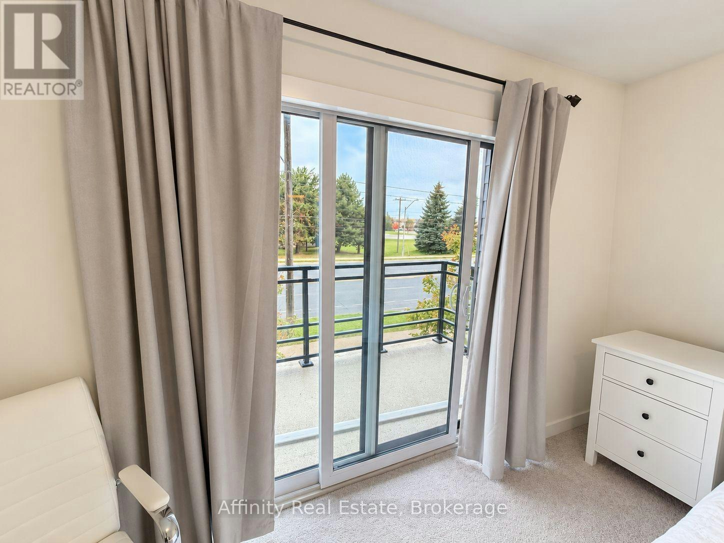 212-251 Northfield Drive E, Waterloo, ON, N2J 4G8 - 11