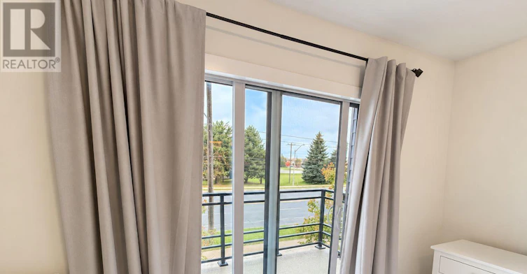 212-251 Northfield Drive E, Waterloo, ON, N2J 4G8 - 11