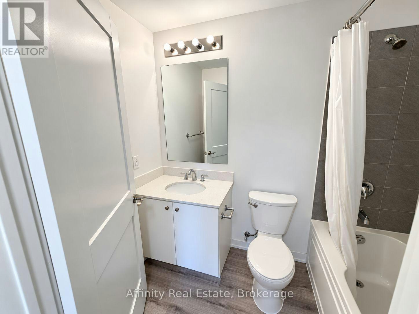 212-251 Northfield Drive E, Waterloo, ON, N2J 4G8 - 20