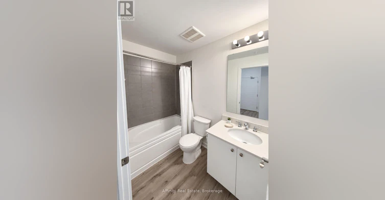 212-251 Northfield Drive E, Waterloo, ON, N2J 4G8 - 21