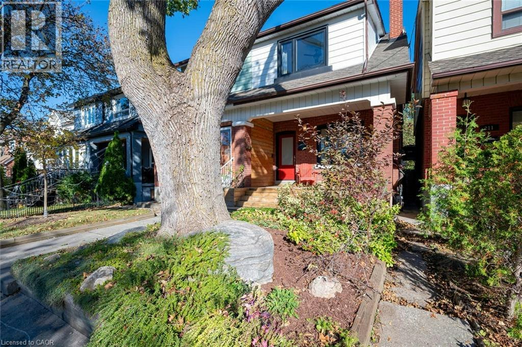 213 Boon Avenue, Toronto, ON, M6E 3Z7
