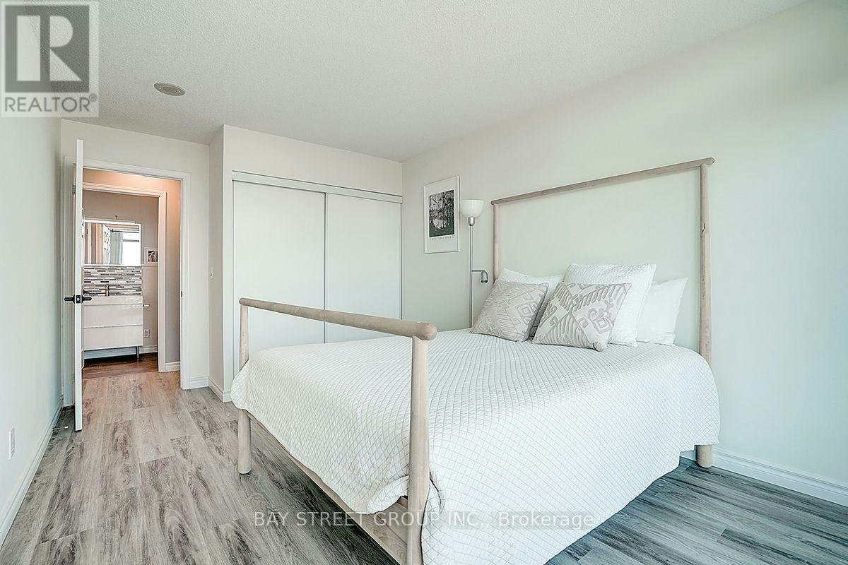 PH3-5500 Yonge Street, Toronto, ON, M2N 7L1 - 13