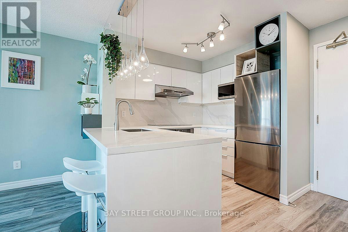 PH3-5500 Yonge Street, Toronto, ON, M2N 7L1 - 5