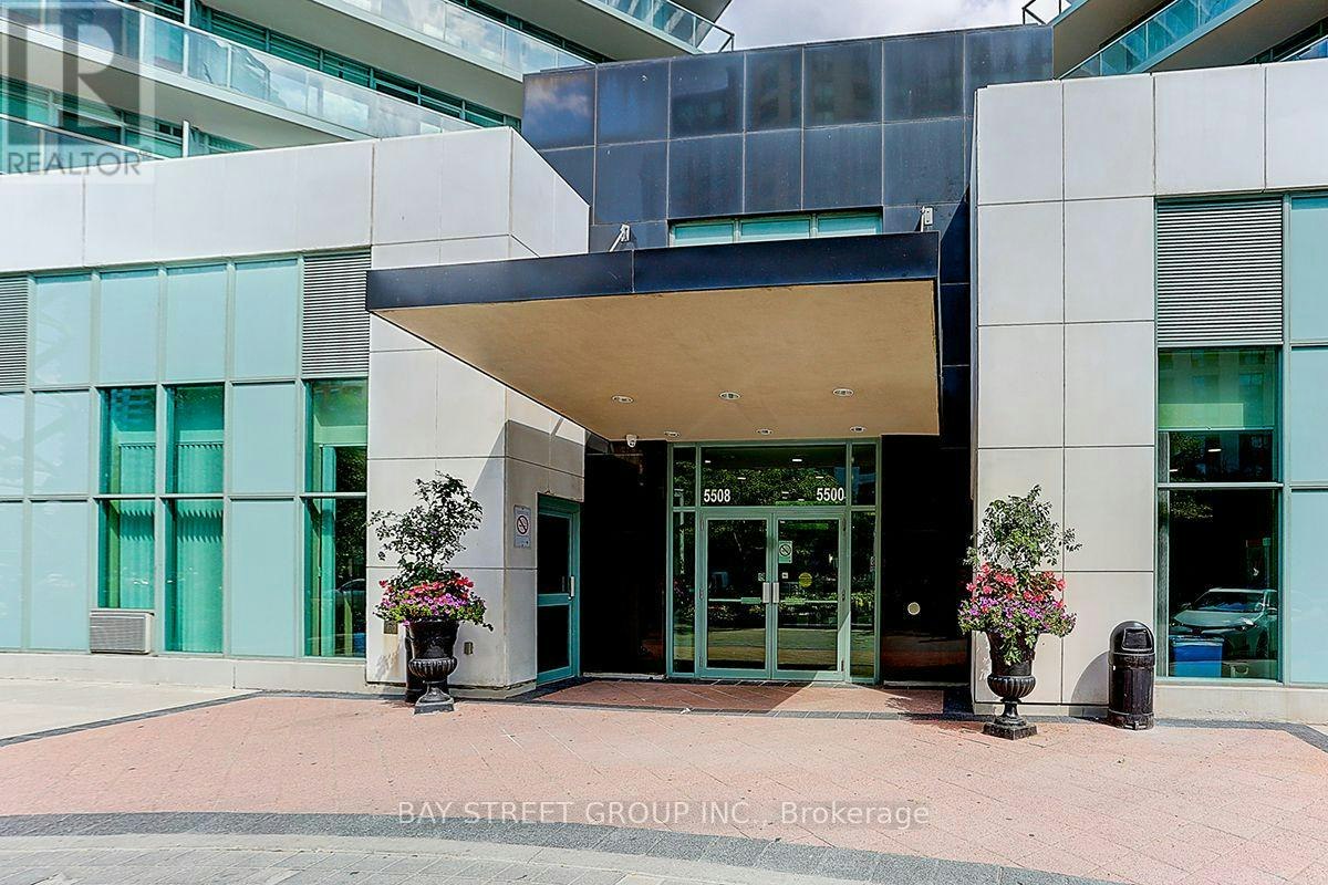 PH3-5500 Yonge Street, Toronto, ON, M2N 7L1 - 2