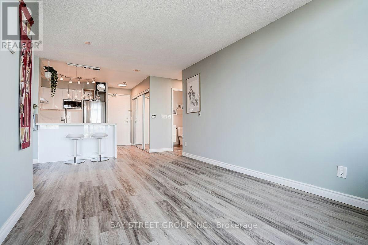 PH3-5500 Yonge Street, Toronto, ON, M2N 7L1 - 17