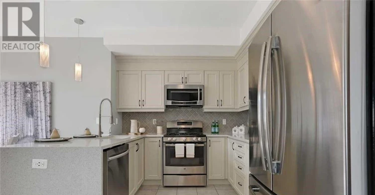 32 Mcdonald Crescent, Clarington, ON, L1B 0E2 - 4