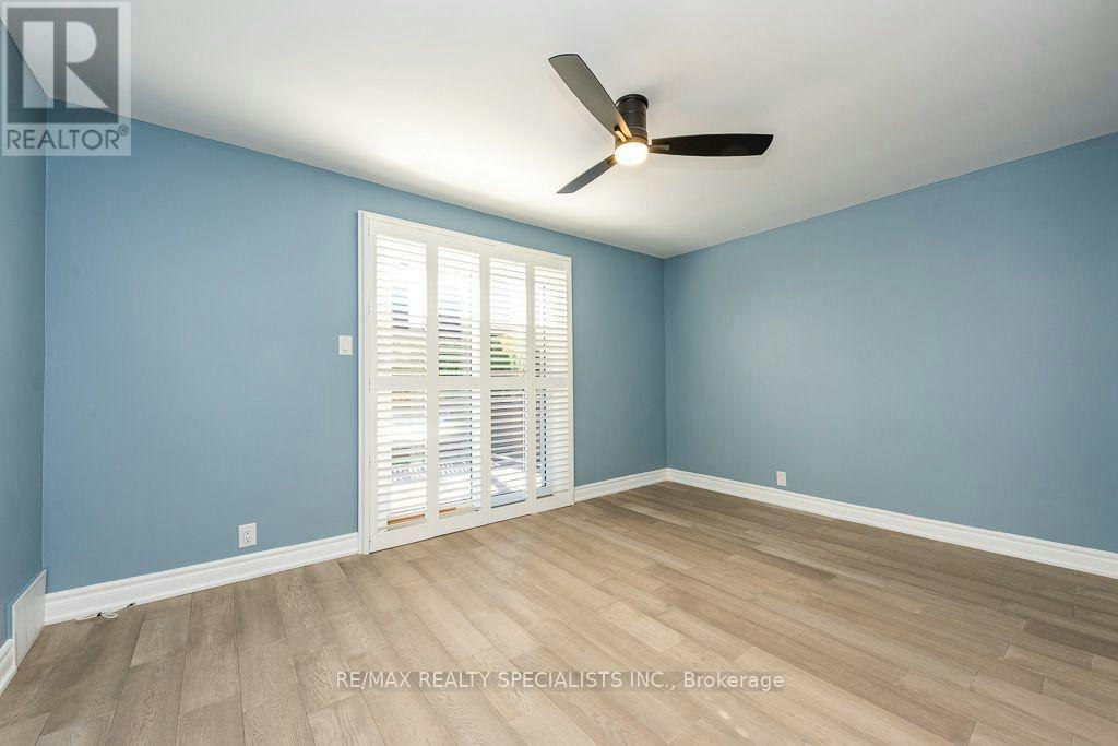 MAIN-79 Clearbrooke Circle, Toronto, ON, M9W 2E6 - 15