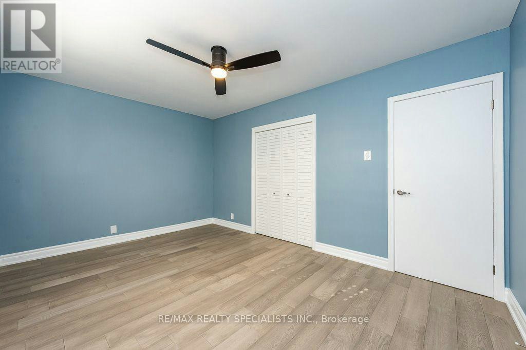 MAIN-79 Clearbrooke Circle, Toronto, ON, M9W 2E6 - 16