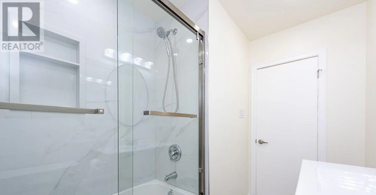 MAIN-79 Clearbrooke Circle, Toronto, ON, M9W 2E6 - 19