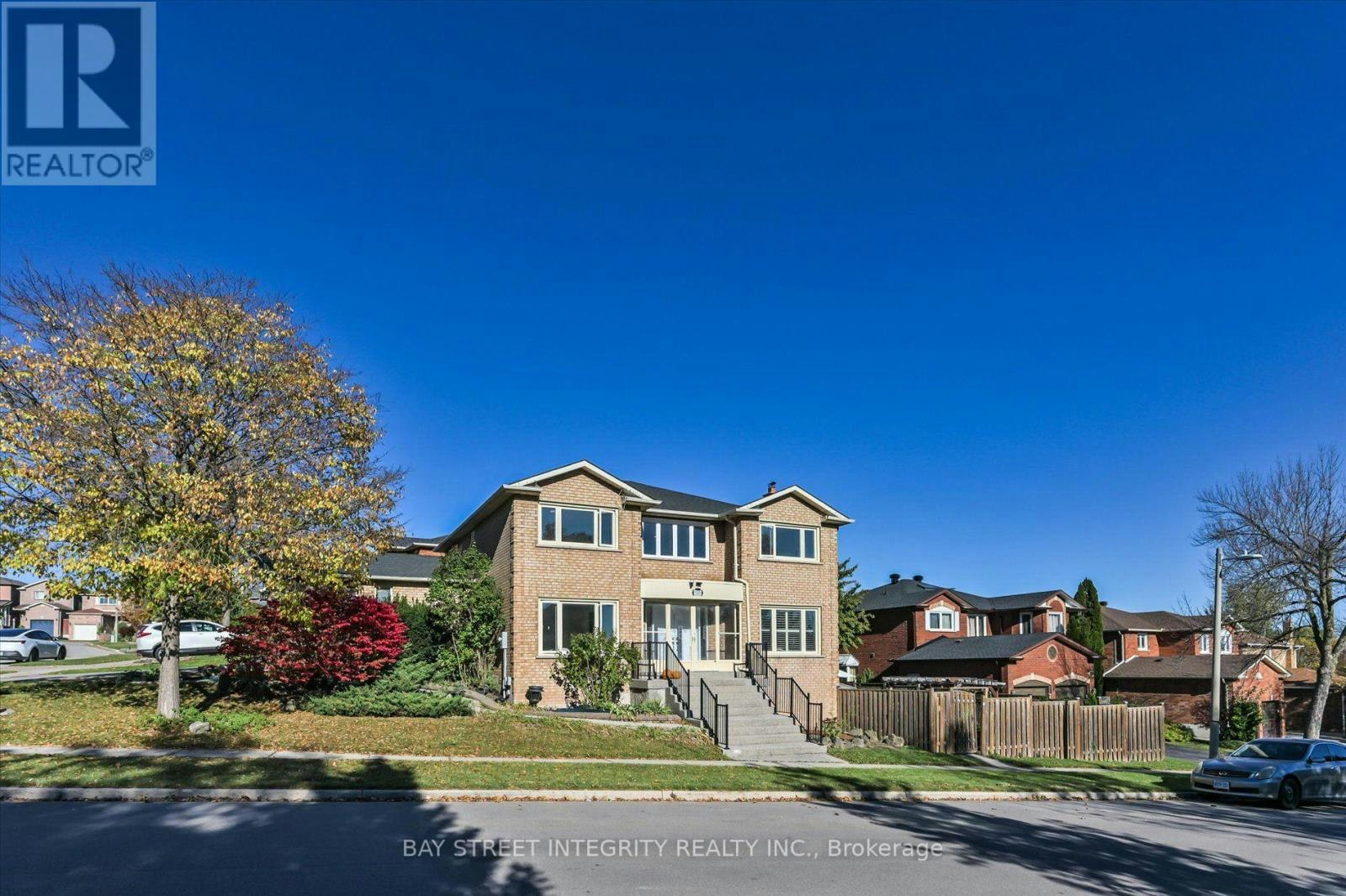 1225 Winterbourne Drive, Oakville, ON, L6J 7G2