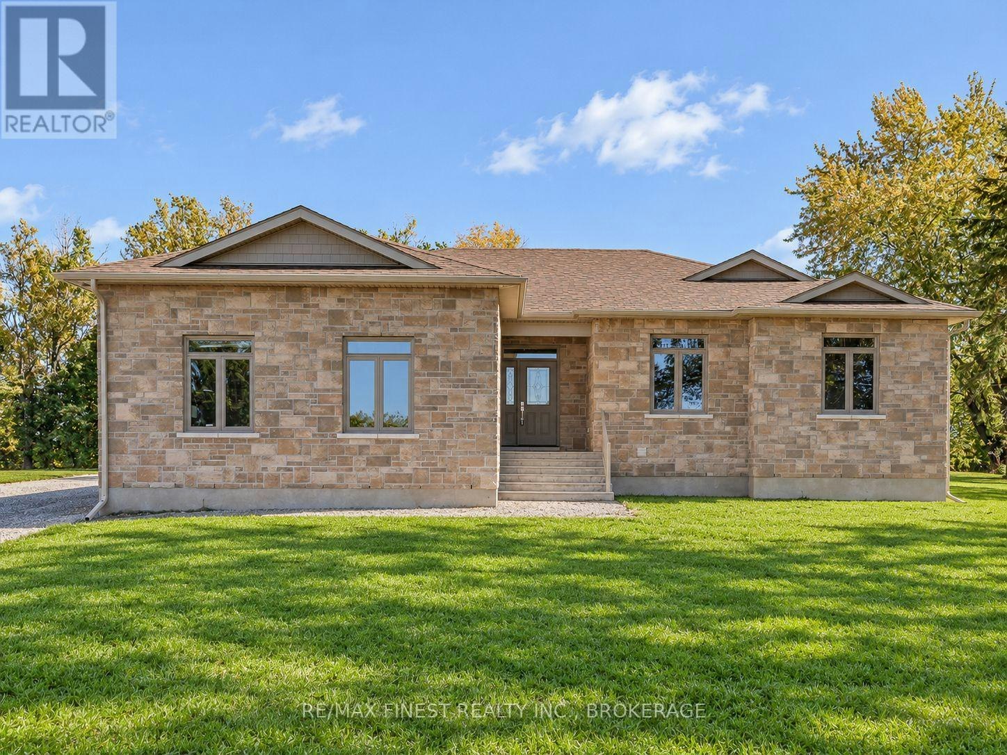 129 Conner Drive, Leeds and the Thousand Islands, ON, K7G 2V4