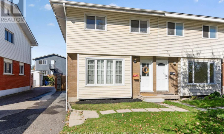 969 Eiffel Avenue