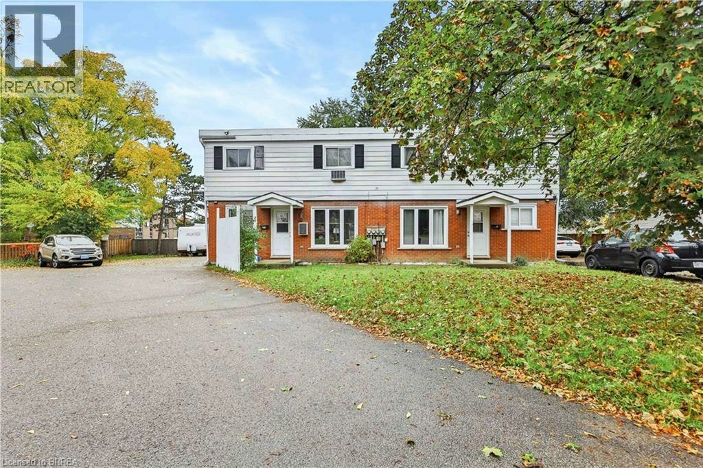 23 Brenda Court, Brantford, ON, N3R 2L8