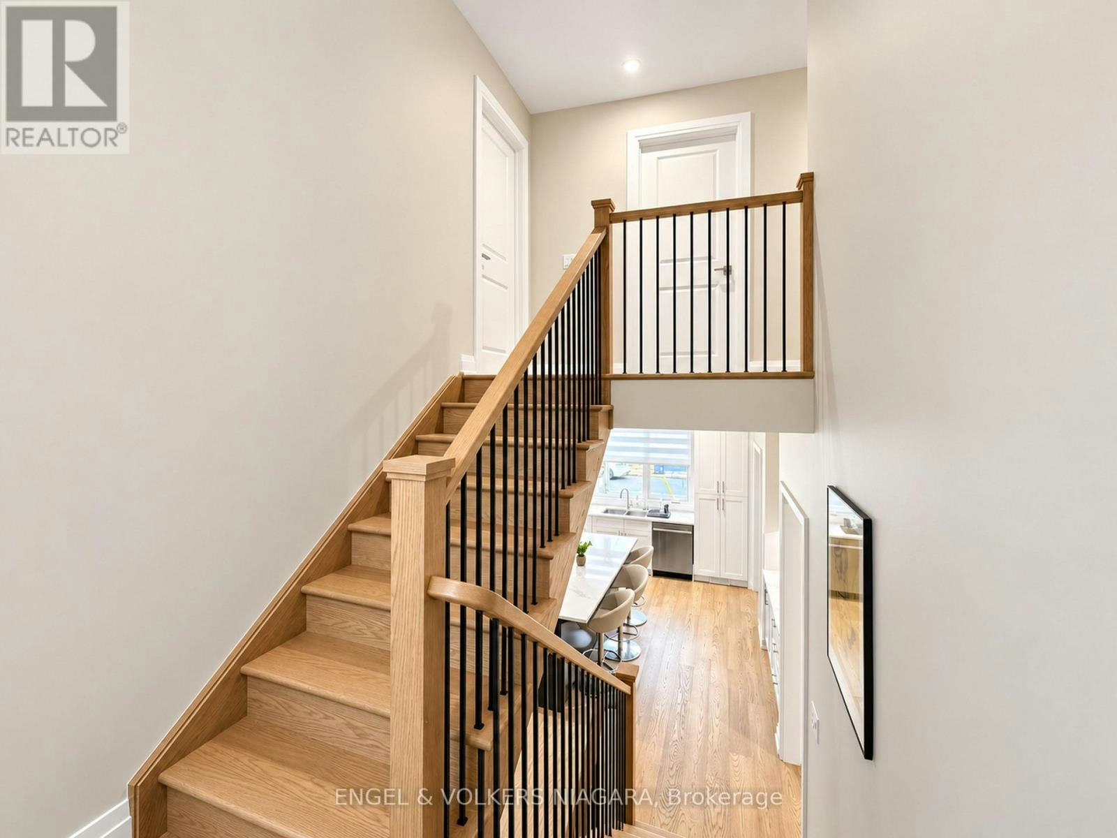 4499 Fourth Avenue, Niagara Falls, ON, L2E 4N4 - 32