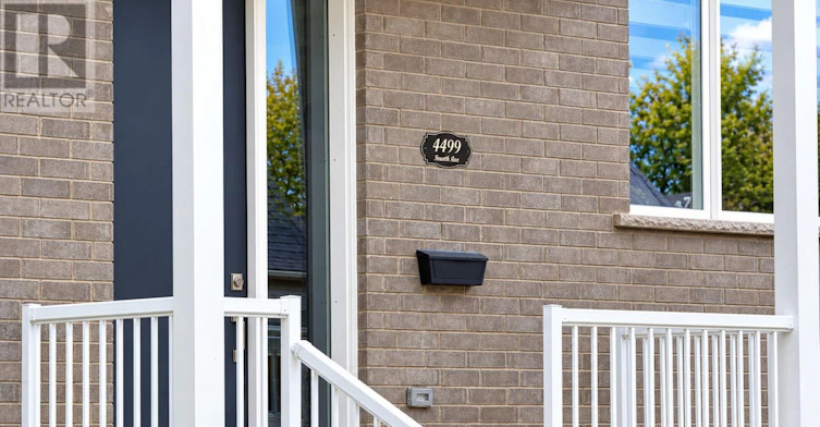 4499 Fourth Avenue, Niagara Falls, ON, L2E 4N4 - 4