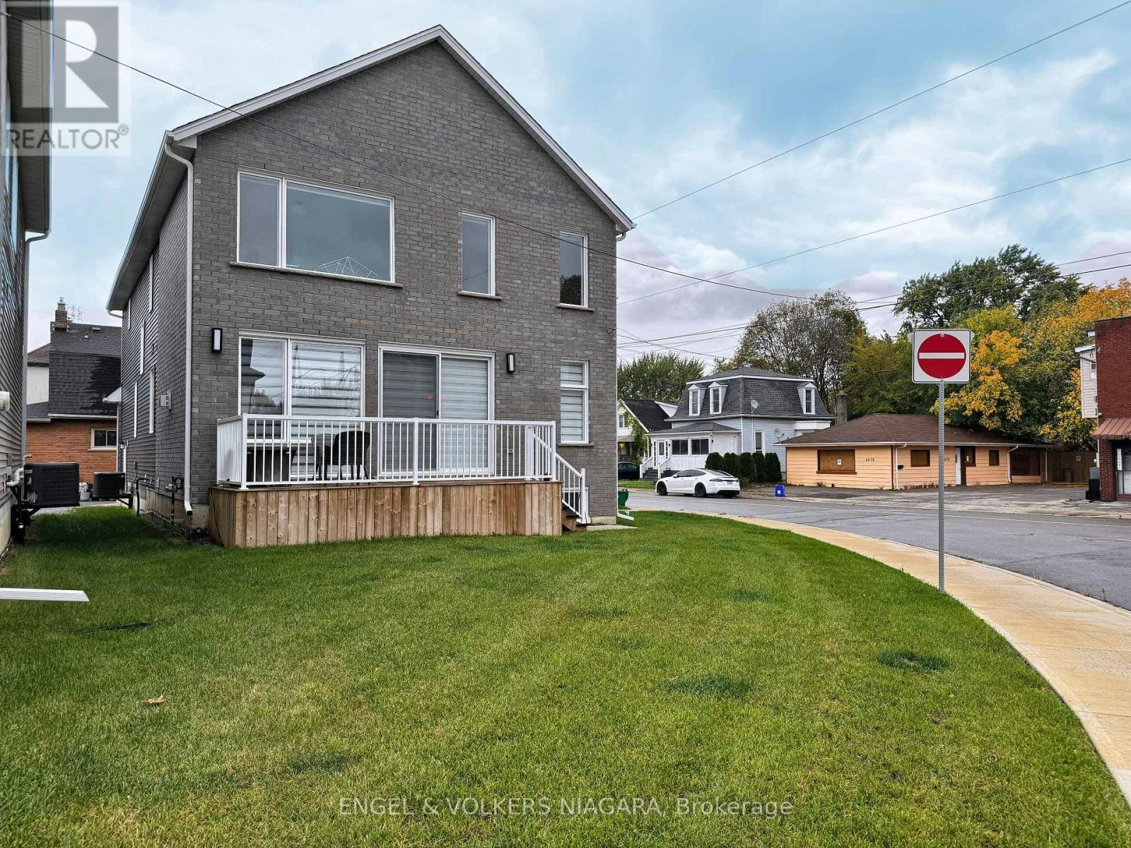 4499 Fourth Avenue, Niagara Falls, ON, L2E 4N4 - 7