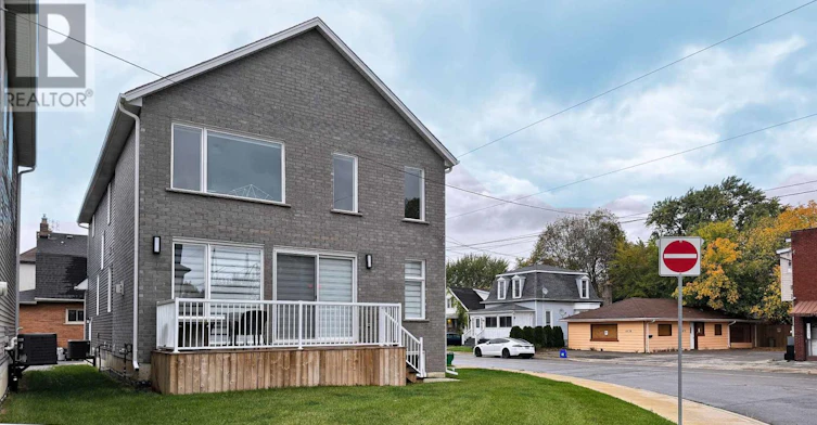 4499 Fourth Avenue, Niagara Falls, ON, L2E 4N4 - 7