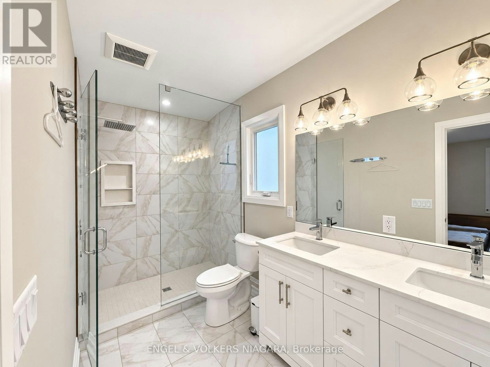 4499 Fourth Avenue, Niagara Falls, ON, L2E 4N4 - 39