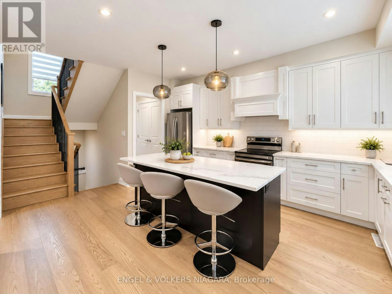 4499 Fourth Avenue, Niagara Falls, ON, L2E 4N4 - 9
