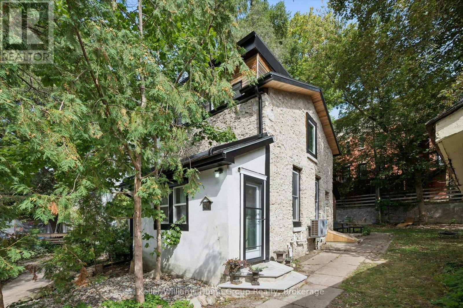 37 Arthur Street N, Guelph, ON, N1E 4T7