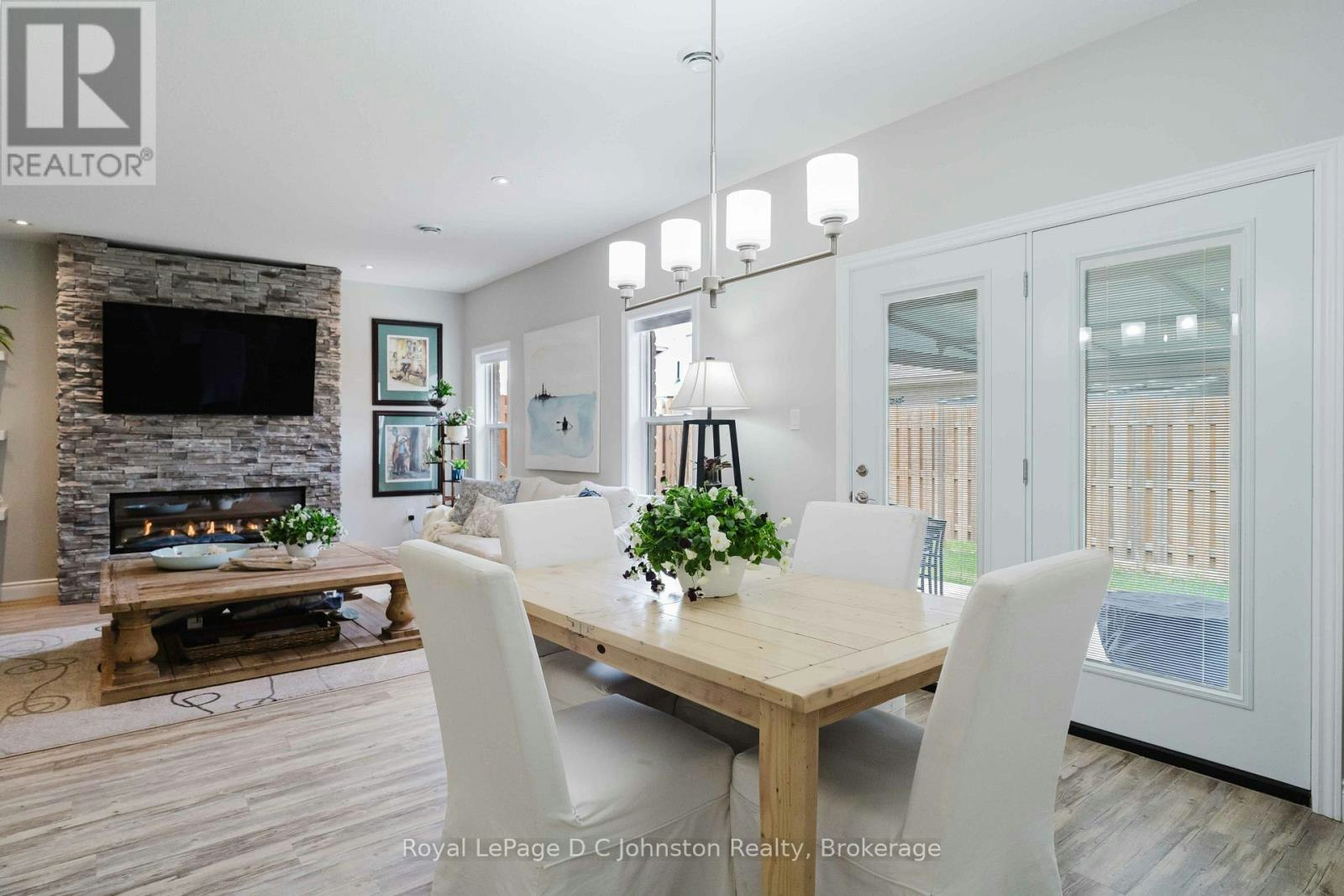 221 Grenville Street S, Saugeen Shores, ON, N0H 2L0 - 16