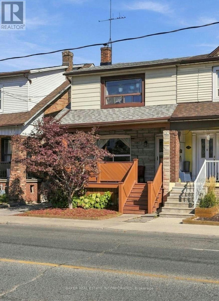 1867 Dufferin Street, Toronto, ON, M6E 3P5
