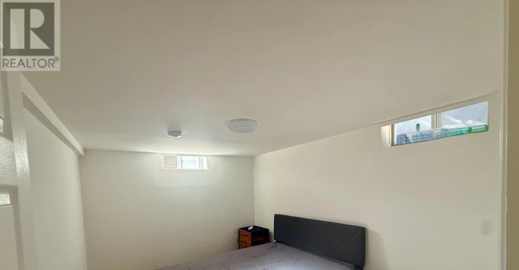 6-19 Roseland Drive E, Toronto, ON, M8W 1Y3 - 3