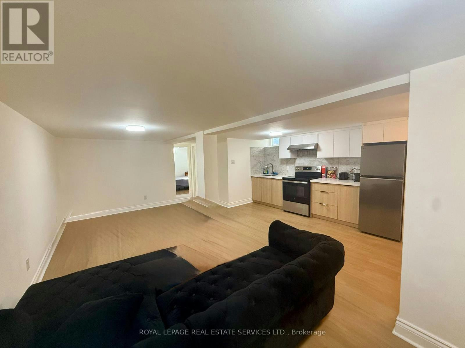 6-19 Roseland Drive E, Toronto, ON, M8W 1Y3 - 5