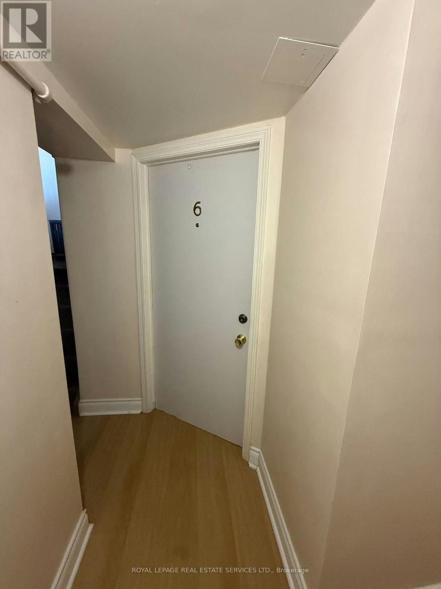 6-19 Roseland Drive E, Toronto, ON, M8W 1Y3 - 8
