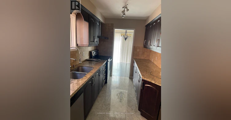 3586 Indigo Crescent, Mississauga, ON, L5N 7J2 - 4