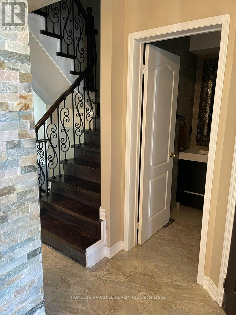 3586 Indigo Crescent, Mississauga, ON, L5N 7J2 - 8