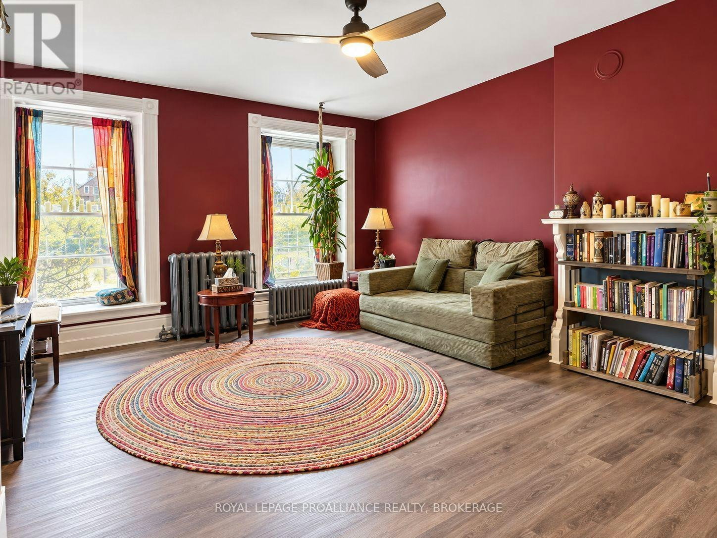 3-33 King Street W, Brockville, ON, K6V 3P7 - 4