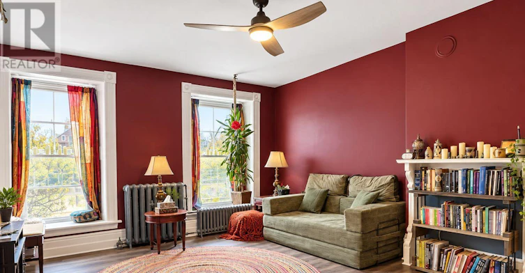 3-33 King Street W, Brockville, ON, K6V 3P7 - 4