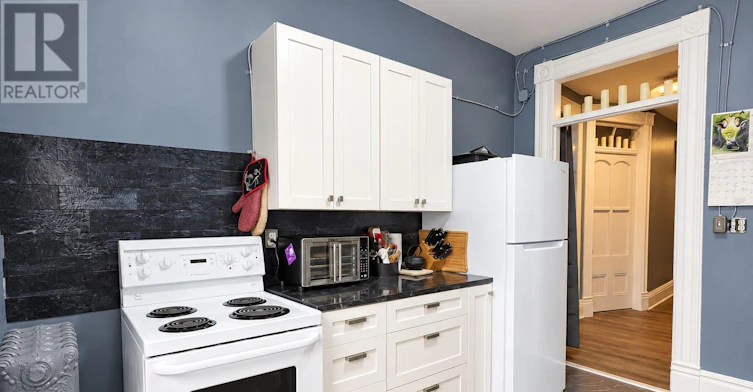 3-33 King Street W, Brockville, ON, K6V 3P7 - 2