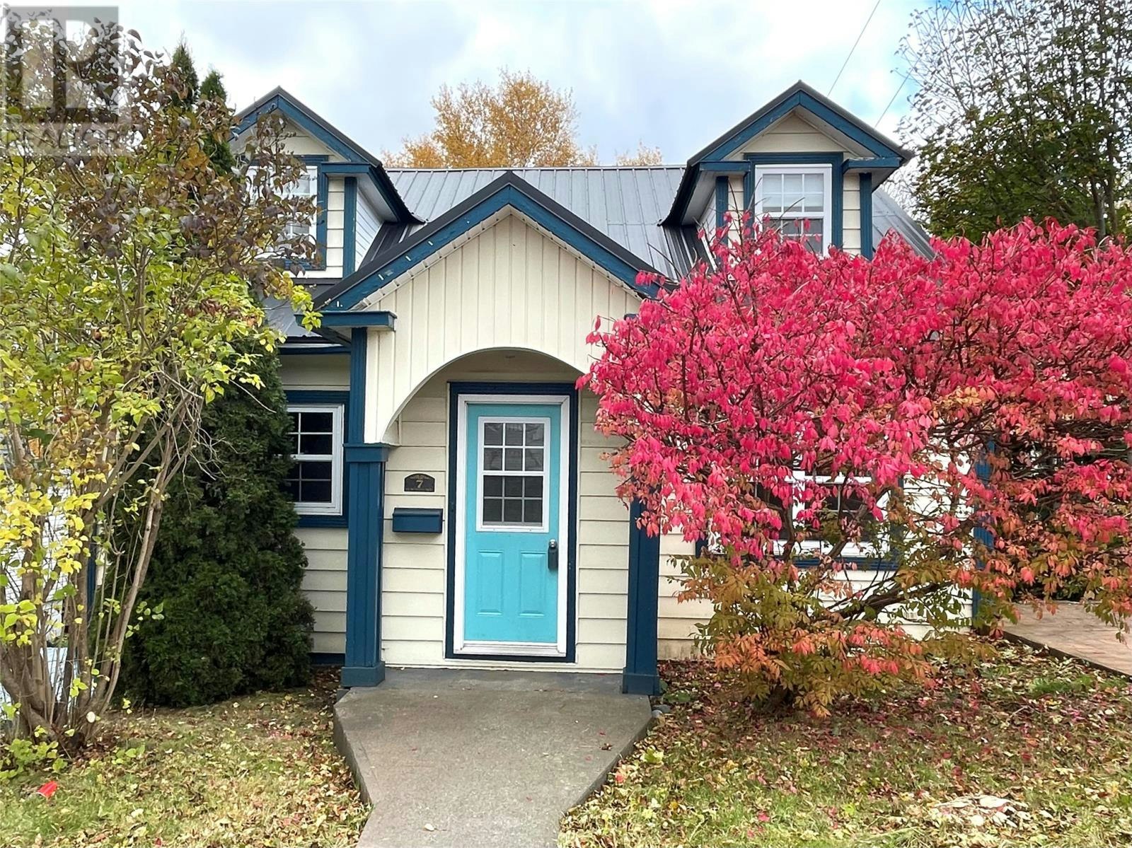 7 Beaumont Avenue, Grand Falls-Windsor, NL, A2A 1Z5