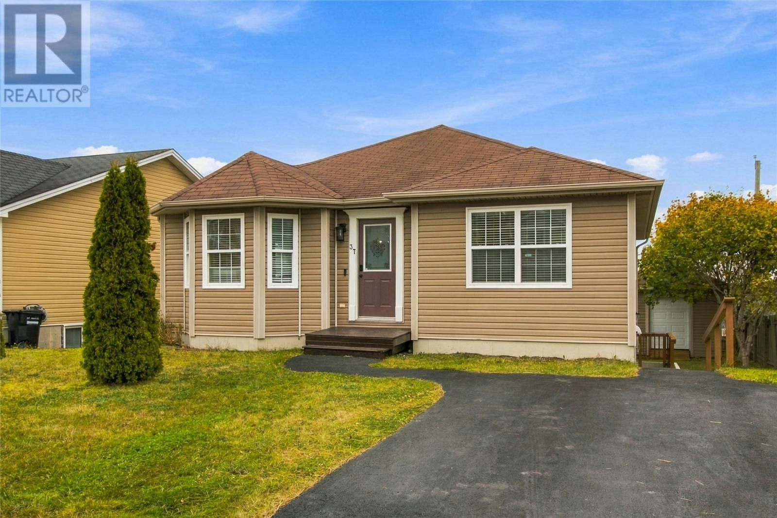 37 Kincaid Street, St Johns, NL, A1A 6A5