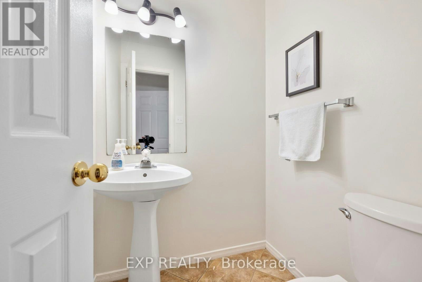 103 Flamborough Way, Ottawa, ON, K2K 2G1 - 8
