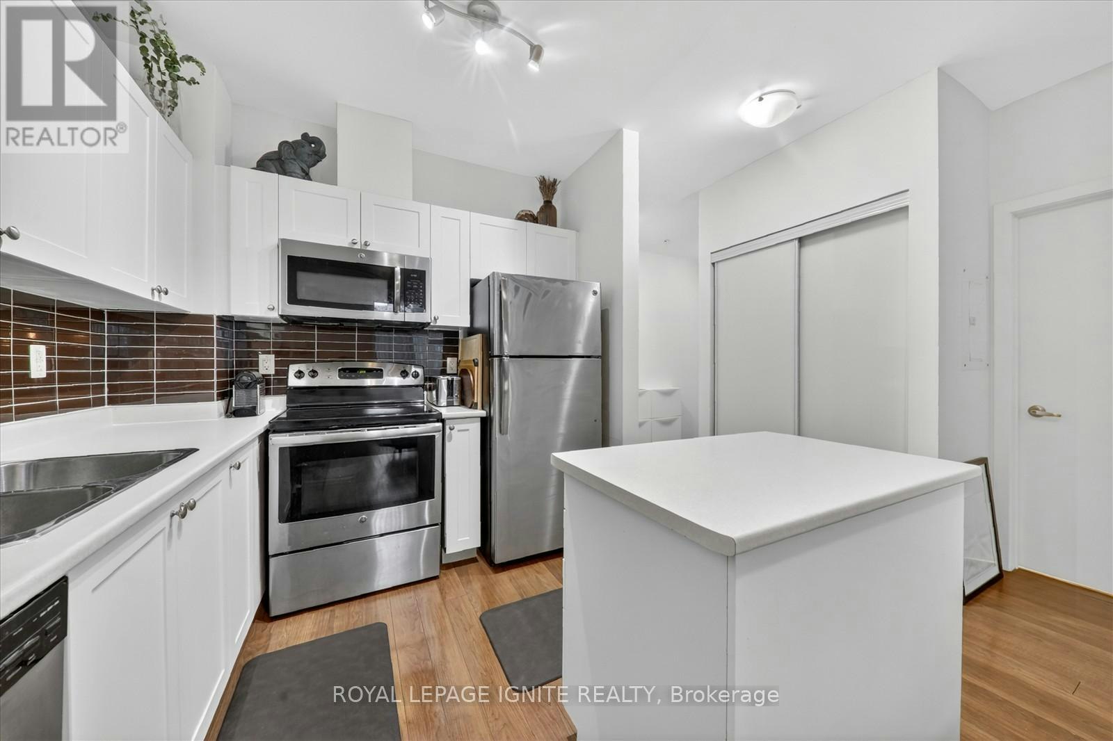 116-3560 St Clair Avenue E, Toronto, ON, M1K 0A9 - 13