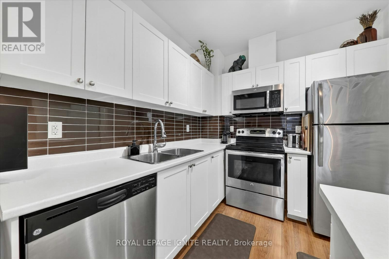 116-3560 St Clair Avenue E, Toronto, ON, M1K 0A9 - 12