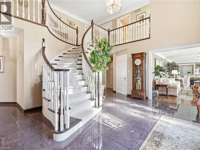 22 Burt Court - 5