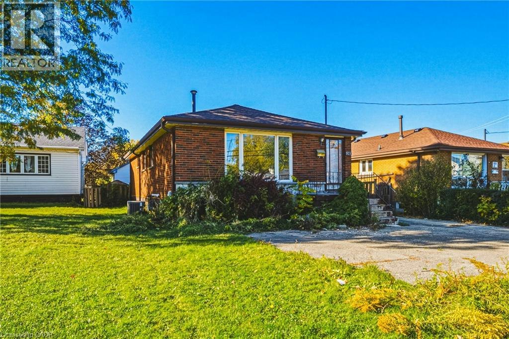 928 Upper Gage Avenue, Hamilton, ON, L8V 4K9