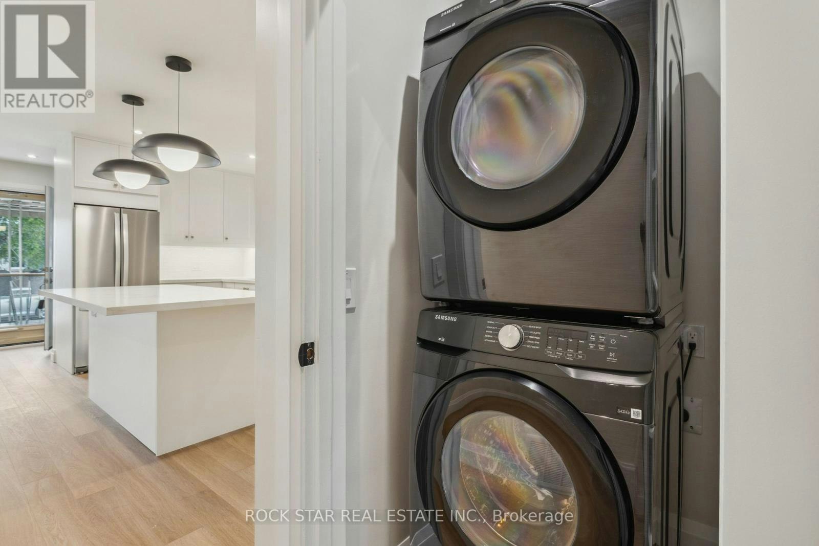 MAIN-121 Toby Crescent, Hamilton, ON, L8T 2N9 - 12