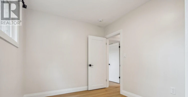MAIN-121 Toby Crescent, Hamilton, ON, L8T 2N9 - 22