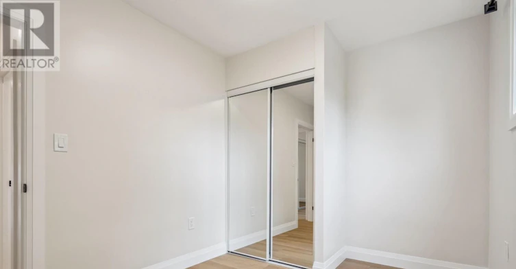 MAIN-121 Toby Crescent, Hamilton, ON, L8T 2N9 - 21