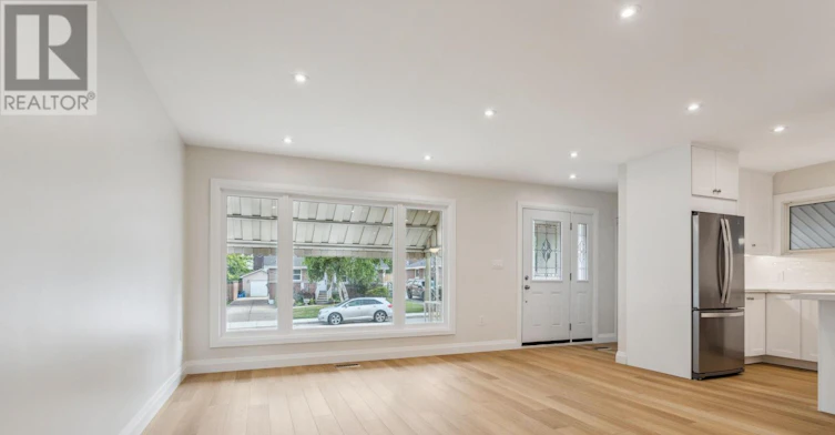 MAIN-121 Toby Crescent, Hamilton, ON, L8T 2N9 - 9