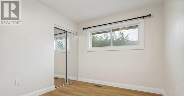 MAIN-121 Toby Crescent, Hamilton, ON, L8T 2N9 - 15