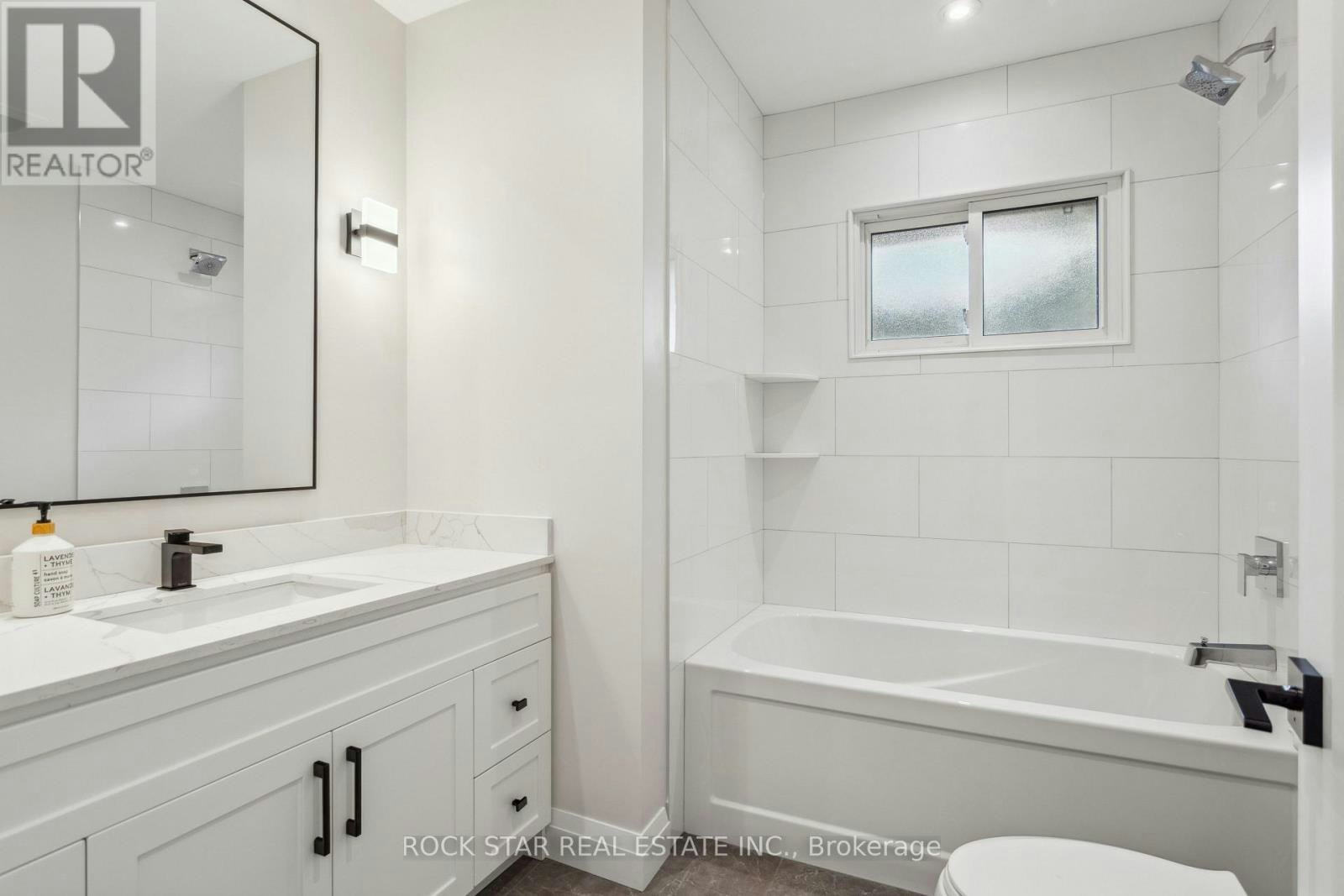 MAIN-121 Toby Crescent, Hamilton, ON, L8T 2N9 - 13