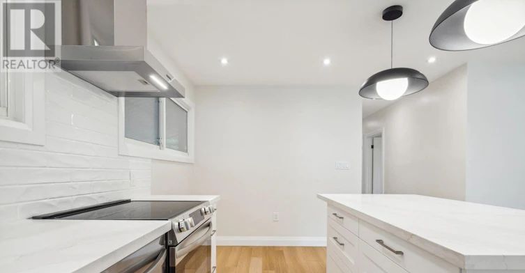 MAIN-121 Toby Crescent, Hamilton, ON, L8T 2N9 - 4