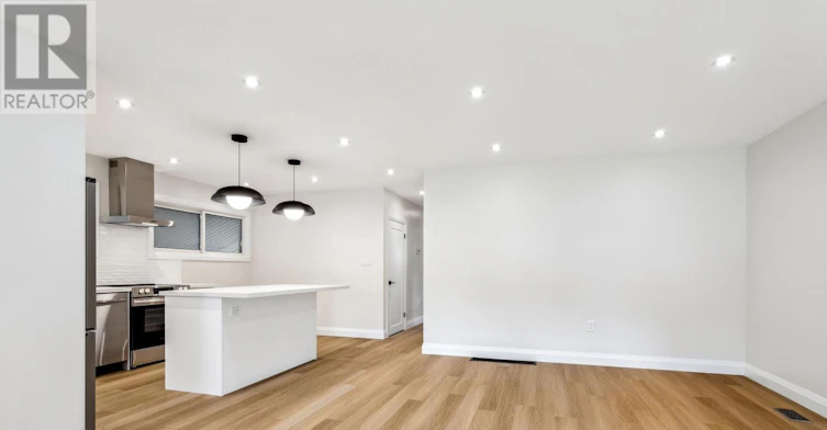 MAIN-121 Toby Crescent, Hamilton, ON, L8T 2N9 - 7