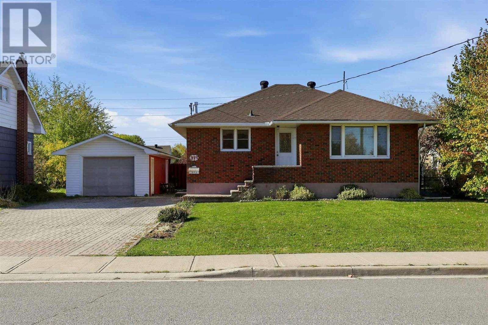371 Franklin Street, Sault Ste. Marie, ON, P6C 4A9